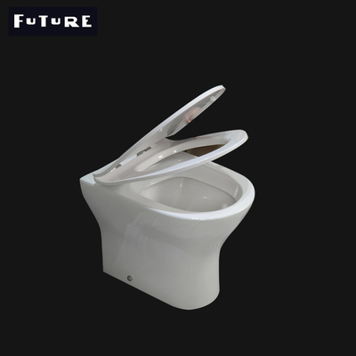 Garderobe 450mm zurück zu der Wand-Toiletten-idealen leistungsfähigen Standardspülung