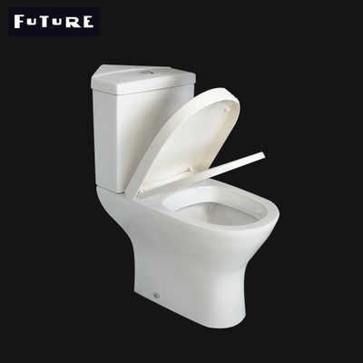 Glatte glasig-glänzende s-Blockiernahe verbundene Ecktoilette verlängerte 378mm 2-teiliges WC