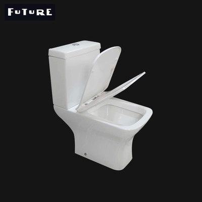 Moderne kurze Projektions-ideale randlose Standardtoilette Großbritannien konform